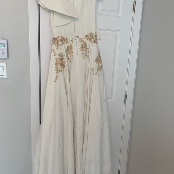 Stylish designer jumpsuit evening hijab dress removable sleeves white and gold - Picture 6 of 6